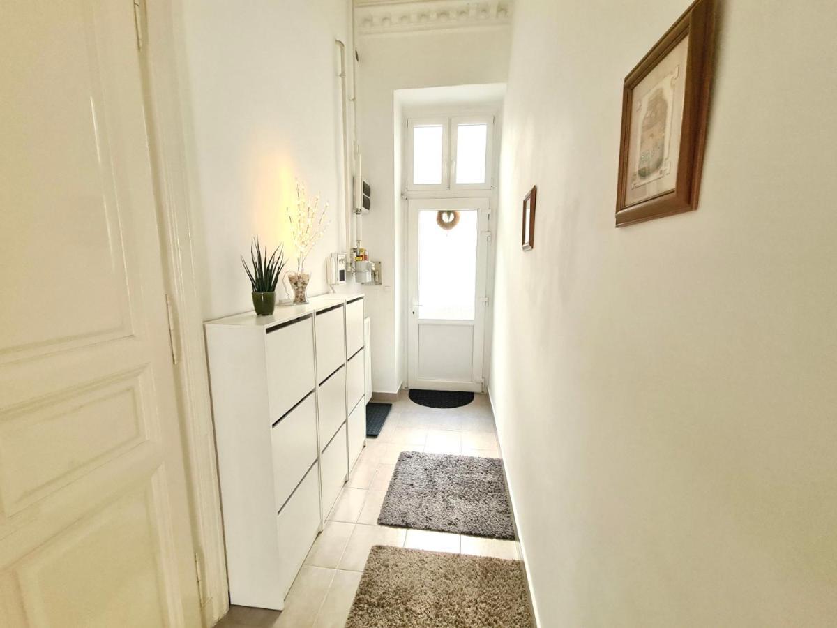 Ricky Apartment Budapest Exterior foto